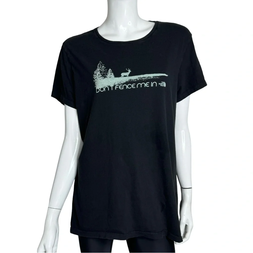 The North Face Graphic Short Sleeve Black Tee Shirt - Picture 1 of 3